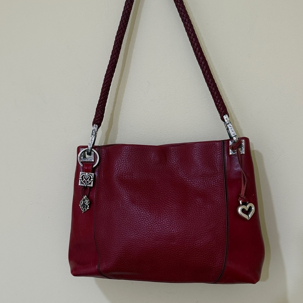 Brighton Vintage Red Shoulder Bag pebbled leather. Women’s Classic handbag